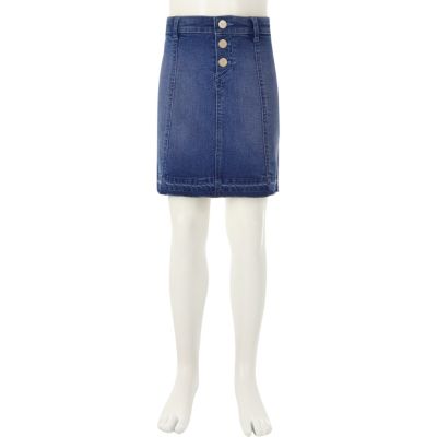 Girls mid blue wash buttoned denim skirt